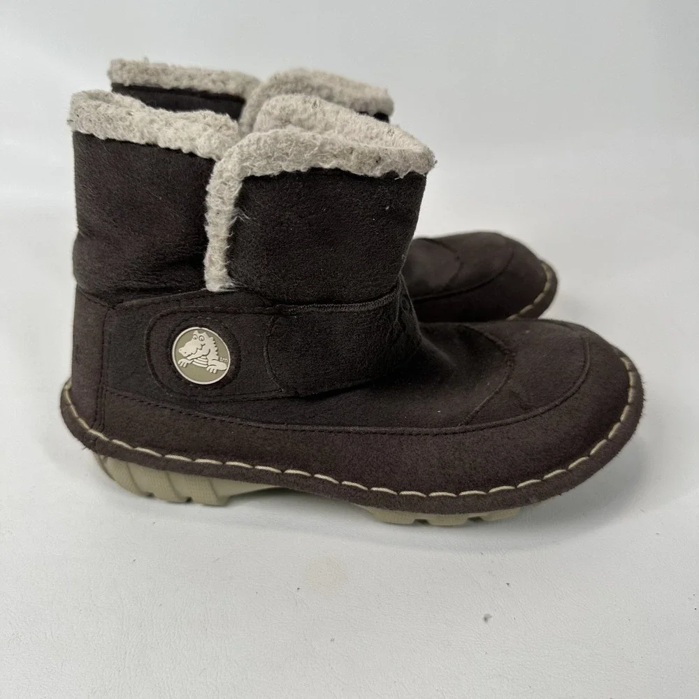 Crocs Kids Winter Boots Size 13 Brown Faux Suede Sherpa Lined Slip On Shoes